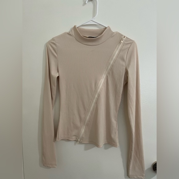 Nude zipper top - Picture 2 of 5